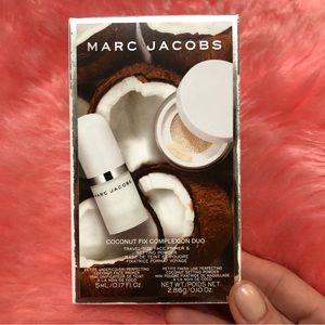 Marc Jacobs coconut fix complexion duo